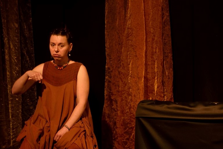 Murmures d abeilles Odile